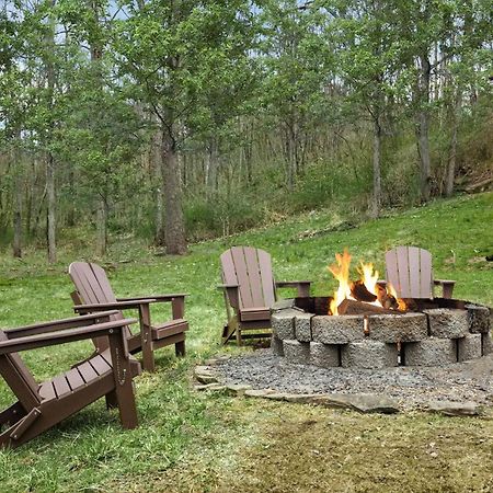 Creekside Cabin W Hot Tub, Fire Pit, Grill, Wifi! Basye ภายนอก รูปภาพ