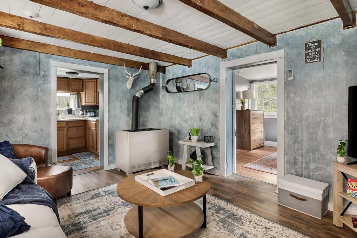 Creekside Cabin W Hot Tub, Fire Pit, Grill, Wifi! Basye ภายนอก รูปภาพ