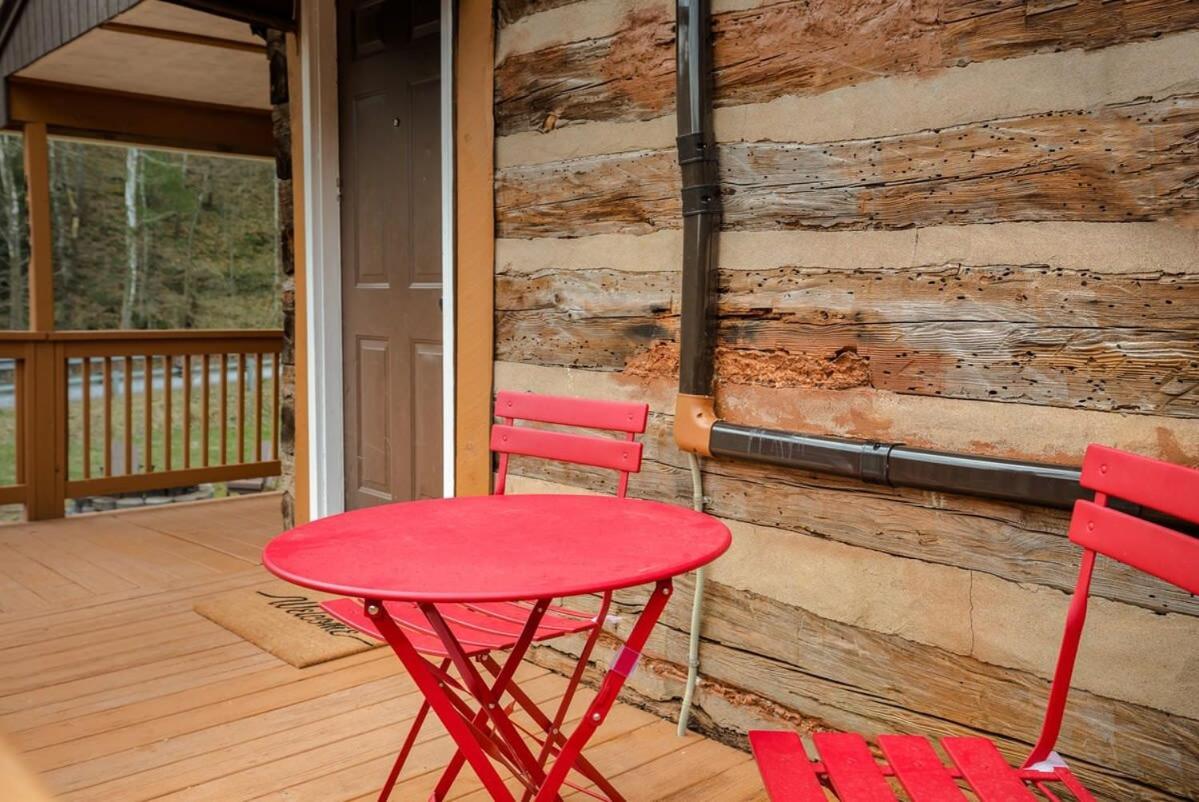 Creekside Cabin W Hot Tub, Fire Pit, Grill, Wifi! Basye ภายนอก รูปภาพ